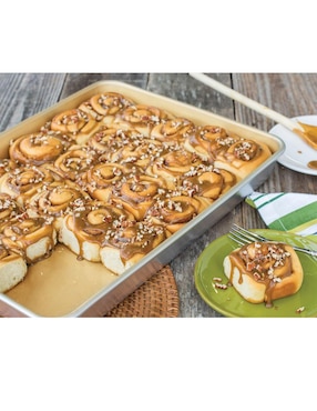 Molde Nordic Ware acero dorado