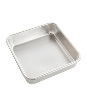 Molde para pan Nordic Ware aluminio 22 cm gris