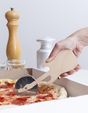 Cortador de pizza Kikkerland Guitarra