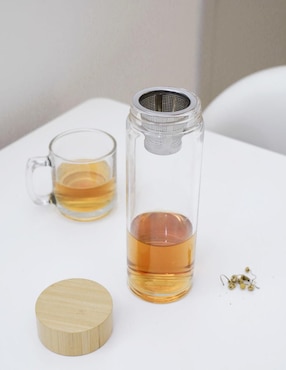 Infusor Kikkerland de bambú para té