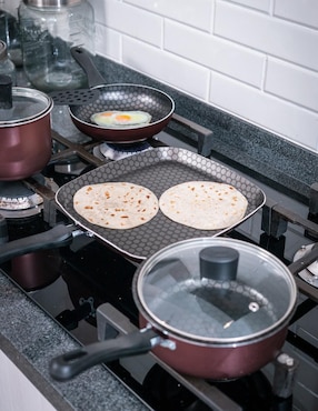 Batería de cocina Cinsa Magnifica de aluminio antiadherente diamante 10 piezas