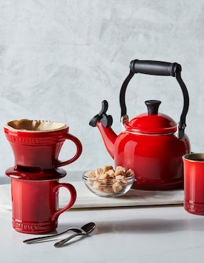 Set Tetera y Tazas Le Creuset