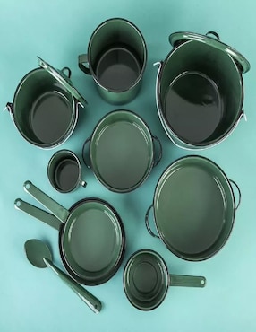 Batería de cocina Genérica Clásica de acero vitrificado antiadherente convencional 12 piezas
