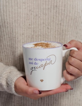 Taza clásica Luckyly Guapa