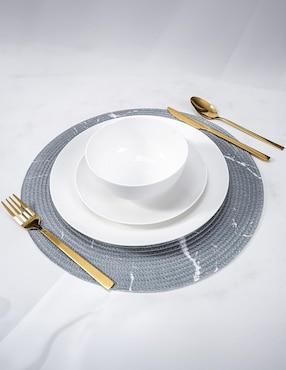Vajilla cerrada Crown Baccara de porcelana para 4 personas