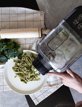 Máquina para pasta eléctrica Nutripasta Beyond Delux
