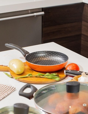 Batería de cocina Cinsa Habana de aluminio antiadherente thermocell 8 piezas