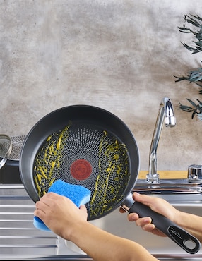 Batería de cocina T-Fal de aluminio antiadherente titanio 10 piezas