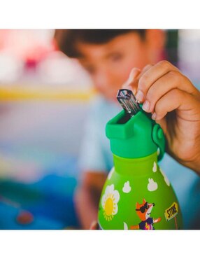 Botella de agua Cool Bottles de acero inoxidable Kids rolling skaters con tapa rosca 500 ml