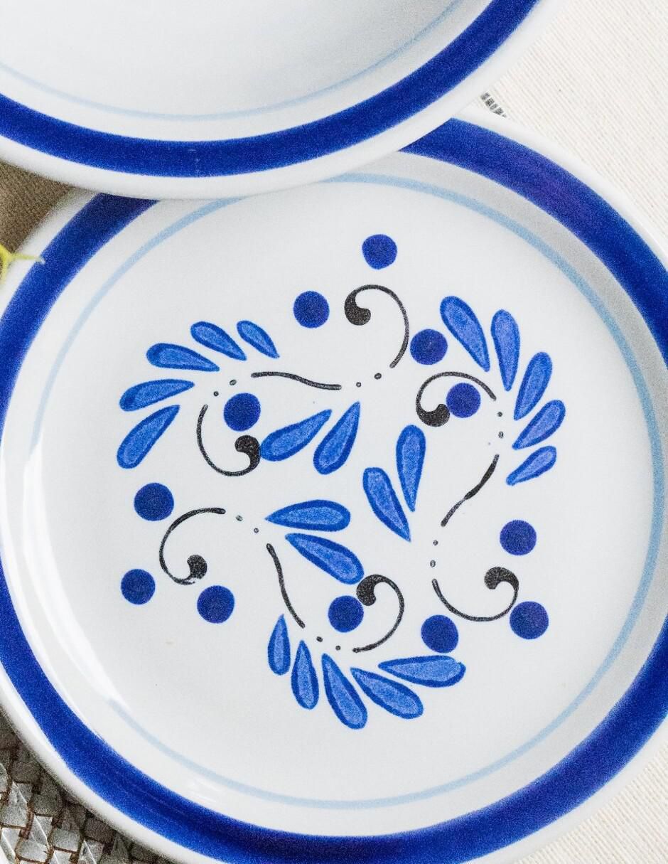 Vajilla cerrada de talavera para 4 personas 2