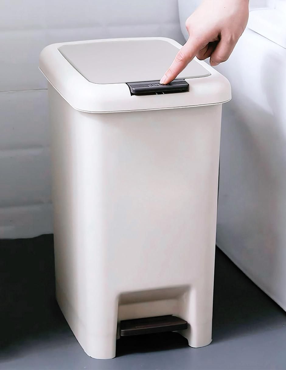 Bote de basura de plástico 7