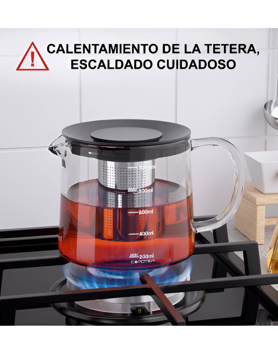 Tetera y taza de vidrio 2